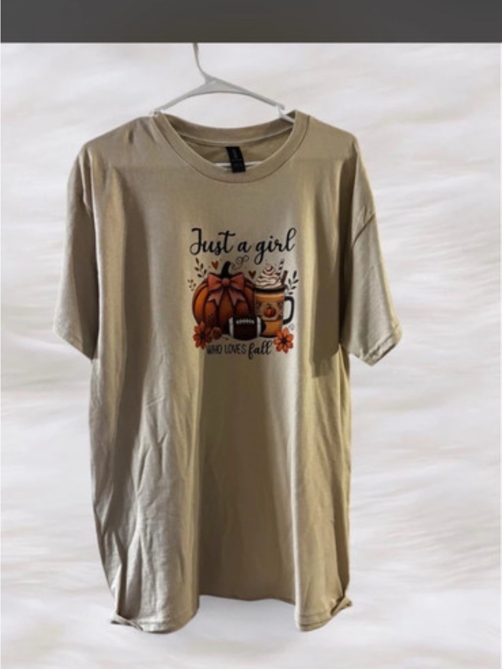 Gildan Beige 'Just a Girl Who Loves Fall' Graphic Tee DTF print